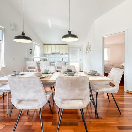 Apartments Larus บาชกาโวดา ภายนอก รูปภาพ