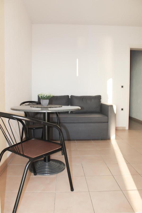 Apartments Larus บาชกาโวดา ภายนอก รูปภาพ
