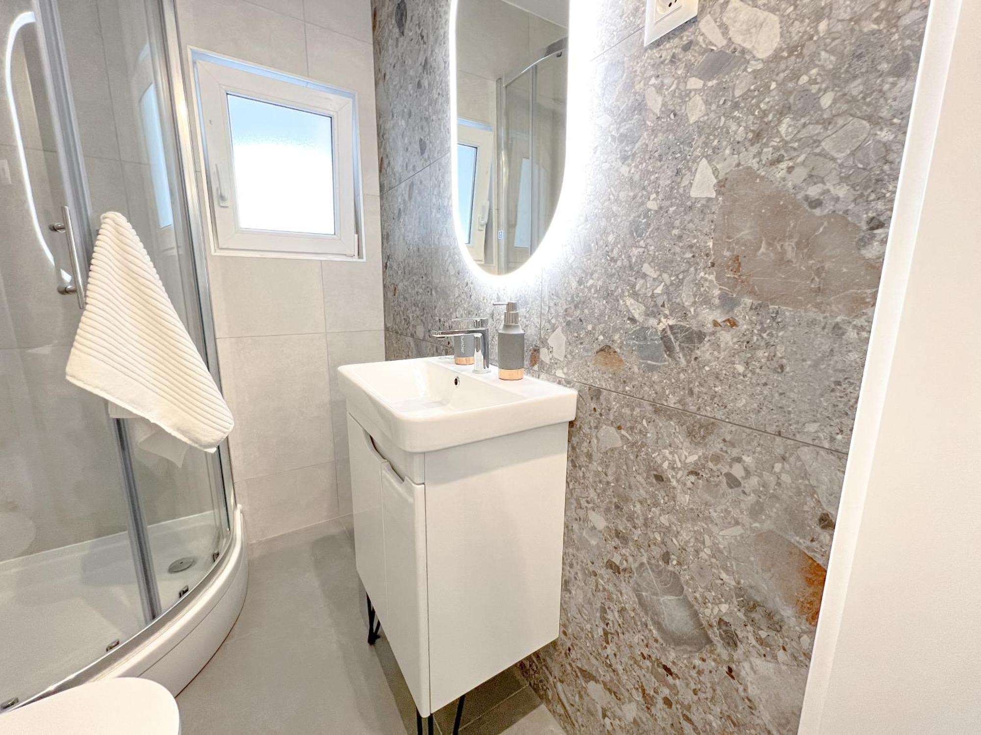 Apartments Larus บาชกาโวดา ห้อง รูปภาพ