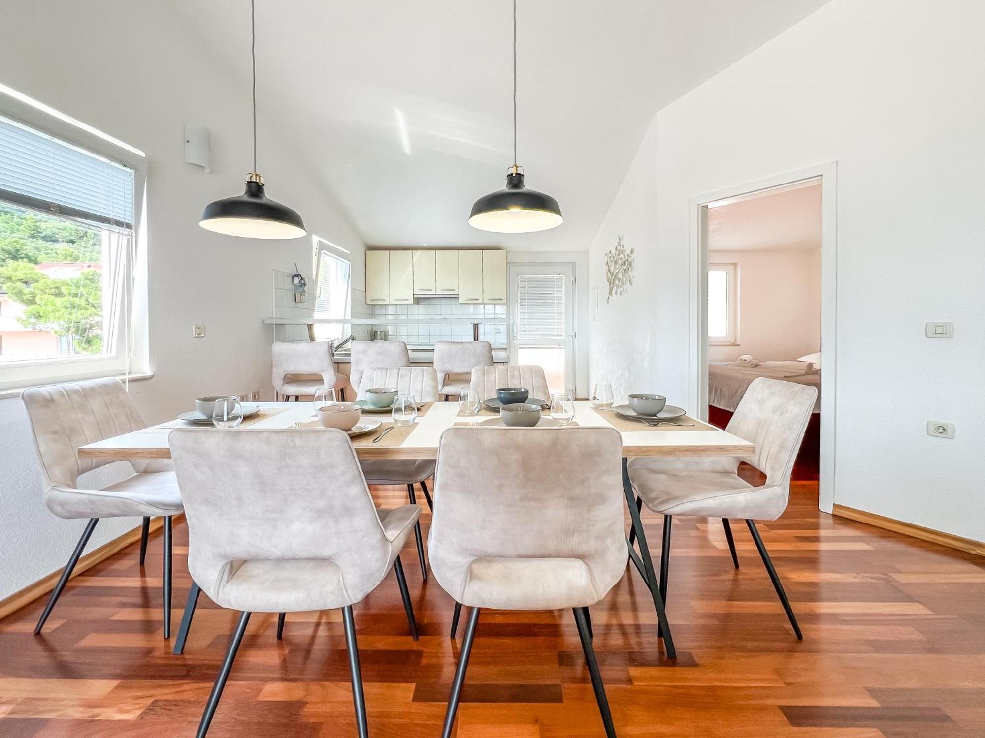 Apartments Larus บาชกาโวดา ภายนอก รูปภาพ